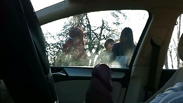 Två kukar porrfilm på nätet på en alla hjärtans dag för blonda Emma