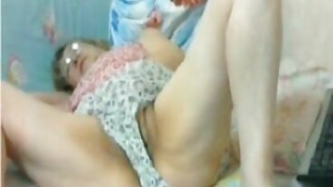 MommysGirl: Bystig styvmamma porrfilm online gratis har hemliga önskningar! på PorrHD