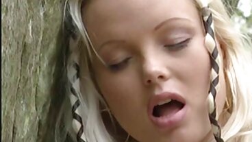 Russian Institute: Analsex i köket gratis porr online på PorrHD