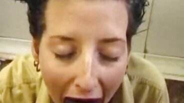 Busty porrfilm online MILF beställer Manmeat Hemleverans