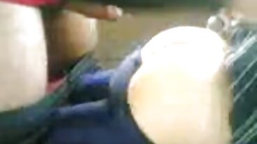 Busty blond hottie blir plockad svensk porr online upp och helt krossad