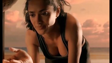 Adriana älskar en BBC porr online gratis i rumpan