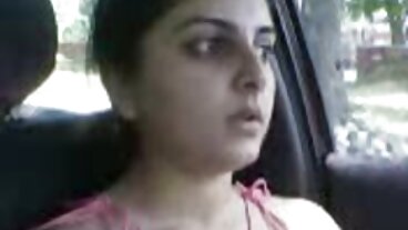 Cougar Stepma Alexis Fawx är porronline ute för att jaga!